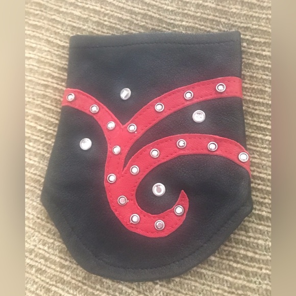 Appliqués Leather Show Vest w/Matching Slinky & Leather Cuffs sized Large - Picture 7 of 9